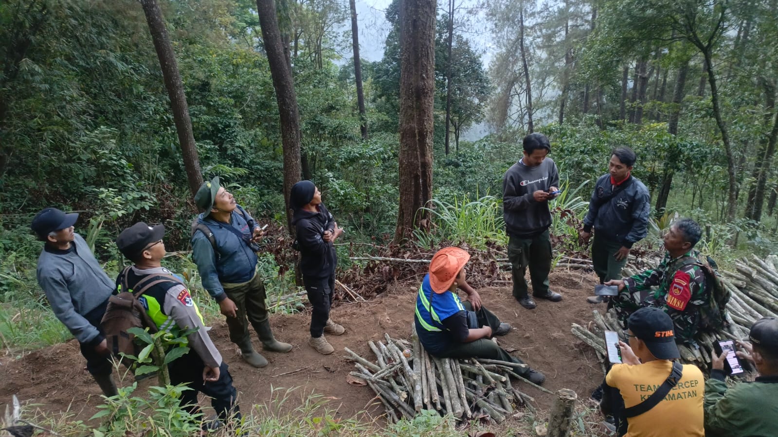 Beredar Info Kebakaran Hutan di Lebakbarang, Tim Gabungan Sisir Gunung Sibedil